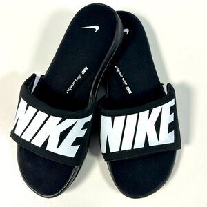 Nike Ultra Comfort Slides
